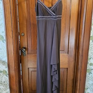 Chic Brown Maxi Dress with Ruffle Detail